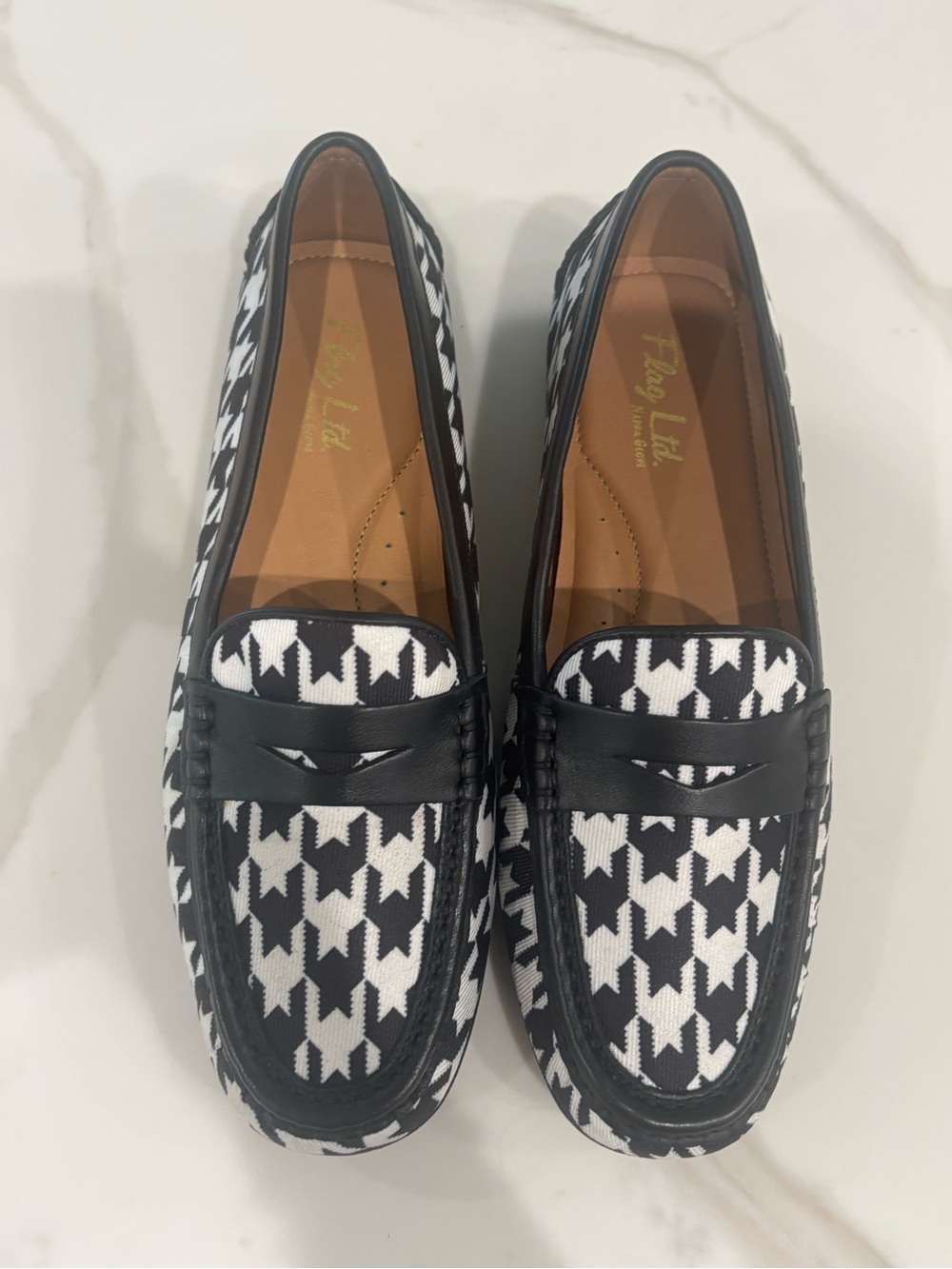 NEVER WORN- Women’s Flag LTD houndstooth textile moc loafers